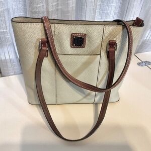 Dooney & Bourke small Lexington